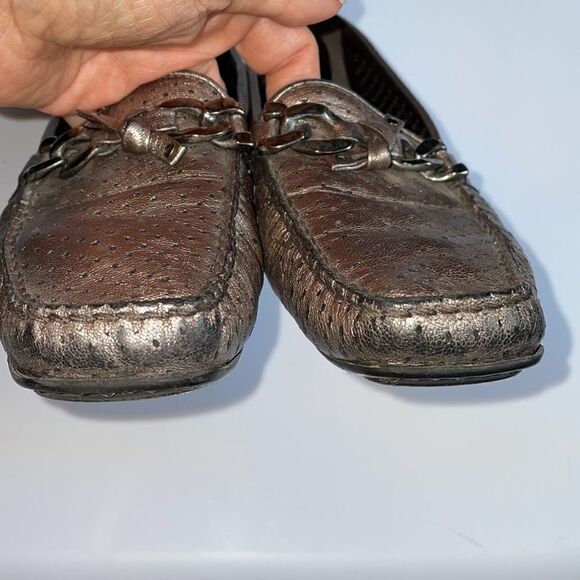 Stuart Weitzman silvery bronze flats/loafers - Picture 3 of 7
